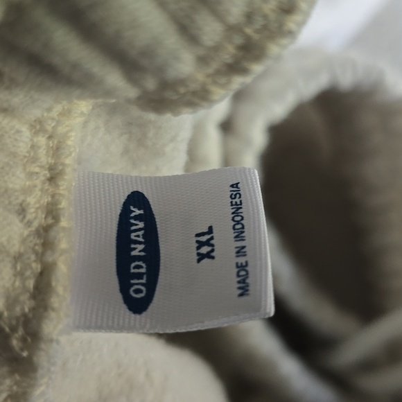 Old Navy Joggers - Picture 4 of 4